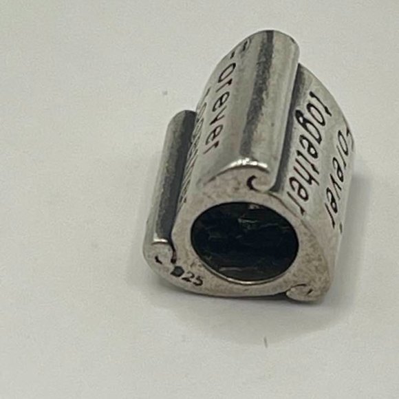 Silver charm ~ "Forever Together" scroll design - 9.25 silver - Picture 4 of 5